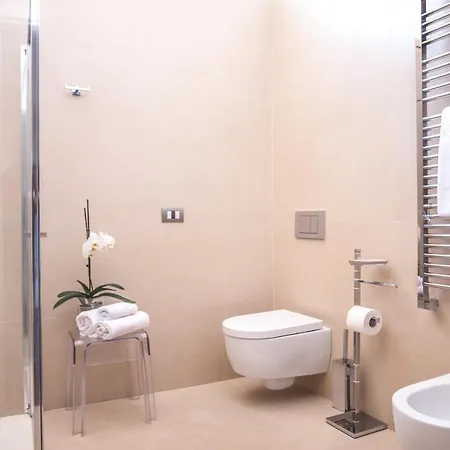 Apartment Your In Next To The Train Station Florence